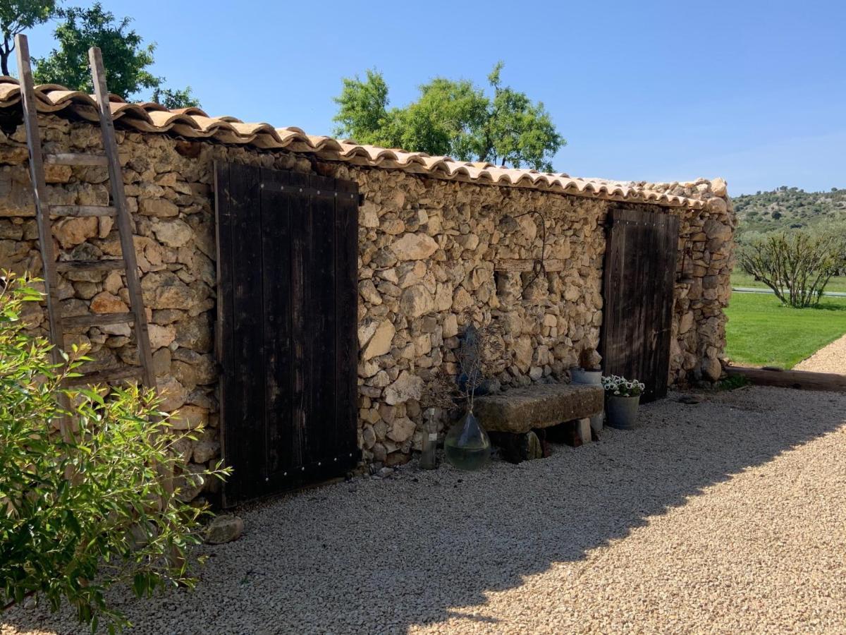 La Bergerie De Cigalon Mouries Exterior foto