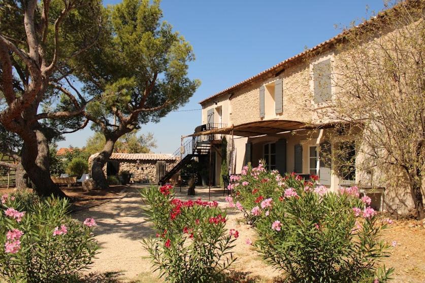 La Bergerie De Cigalon Mouries Exterior foto